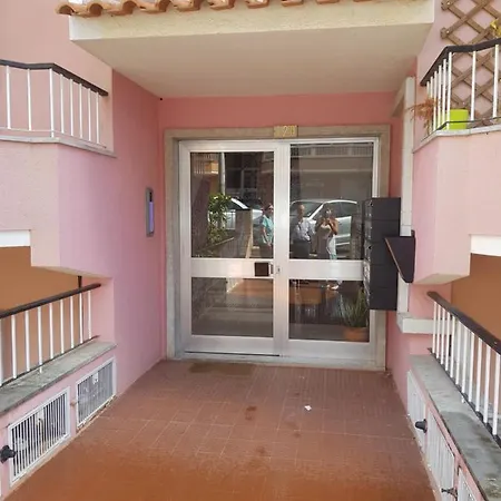 Pinewood Apartment Cascais